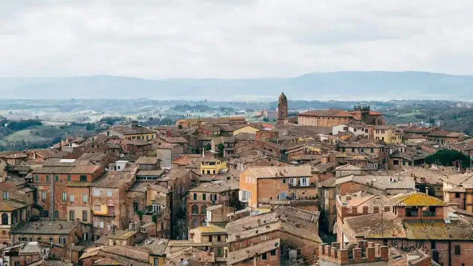 Follonica: mare e cultura