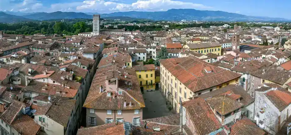 7. Lucca: la città delle mura