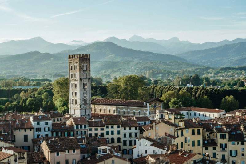 Cosa vedere a Lucca: guida ai luoghi più suggestivi della città delle 100 chiese